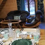 Semesterbostad Woodorf Drewnem Uslane - Z Bala Nad Rzeka Slupia Wsrod Pol I Lasow Z Grillowa, Ogniskiem I Placami Zabaw Dla Dzieci -royal Red House Z Jacuzzi I Ogrodzonym Extra Ogrodkiem, Royal House - Z Extra Ogrodkiem, Bez Jacuzzi *