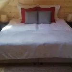 Woodorf Drewnem Uslane - Z Bala Nad Rzeka Slupia Wsrod Pol I Lasow Z Grillowa, Ogniskiem I Placami Zabaw Dla Dzieci -royal Red House Z Jacuzzi I Ogrodzonym Extra Ogrodkiem, Royal House - Z Extra Ogrodkiem, Bez Jacuzzi Semesterbostad