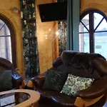 Woodorf Drewnem Uslane - Z Bala Nad Rzeka Slupia Wsrod Pol I Lasow Z Grillowa, Ogniskiem I Placami Zabaw Dla Dzieci -royal Red House Z Jacuzzi I Ogrodzonym Extra Ogrodkiem, Royal House - Z Extra Ogrodkiem, Bez Jacuzzi *