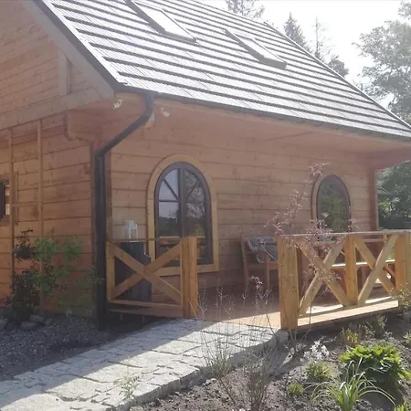 Woodorf Drewnem Usłane - Z Bala Nad Rzeką Słupią Wśród Pól I Lasów Z Chatą Grillową, Ogniskiem I Placami Zabaw Dla Dzieci -royal Red House Z Jacuzzi I Ogrodzonym Extra Ogródkiem Dla Piesków, Royal House - Bez Jacuzzi Casa de Férias Ustka