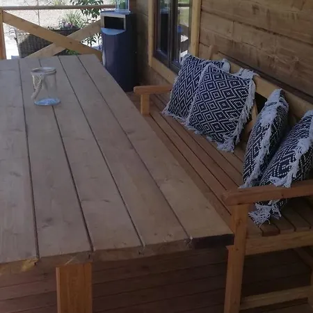 Holiday home Woodorf-drewnem: Riverside Log With Outdoor Activities *