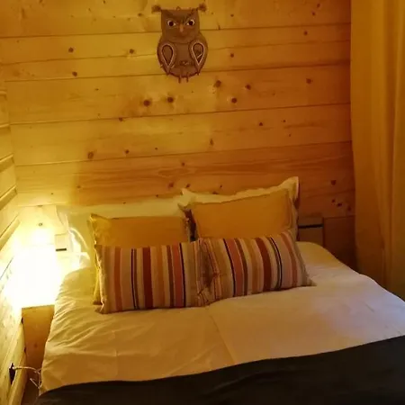 Woodorf Drewnem Usłane - Z Bala Nad Rzeką Słupią Wśród Pól I Lasów Z Chatą Grillową, Ogniskiem I Placami Zabaw Dla Dzieci -royal Red House Z Jacuzzi I Ogrodzonym Extra Ogródkiem Dla Piesków, Royal House - Bez Jacuzzi Casa de Férias Ustka