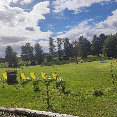 Ferienhaus Woodorf Drewnem Uslane - Z Bala Nad Rzeka Slupia Wsrod Pol I Lasow Z Grillowa, Ogniskiem I Placami Zabaw Dla Dzieci -royal Red House Z Jacuzzi I Ogrodzonym Extra Ogrodkiem Dla Pieskow, Royal House - Bez Jacuzzi *