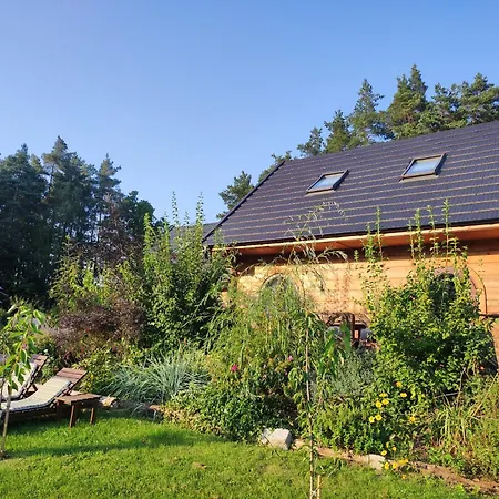 Woodorf Drewnem Uslane - Z Bala Nad Rzeka Slupia Wsrod Pol I Lasow Z Grillowa, Ogniskiem I Placami Zabaw Dla Dzieci -royal Red House Z Jacuzzi I Ogrodzonym Extra Ogrodkiem Dla Pieskow, Royal House - Bez Jacuzzi Ferienhaus *