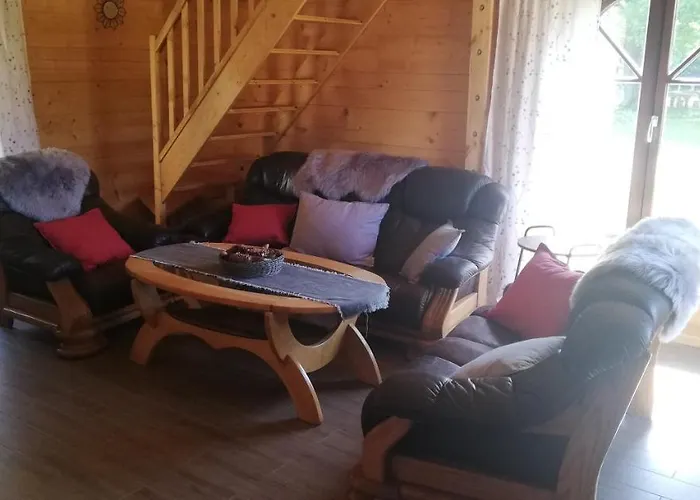 Woodorf Drewnem Uslane - Z Bala Nad Rzeka Slupia Wsrod Pol I Lasow Z Grillowa, Ogniskiem I Placami Zabaw Dla Dzieci -royal Red House Z Jacuzzi I Ogrodzonym Extra Ogrodkiem Dla Pieskow, Royal House - Bez Jacuzzi *