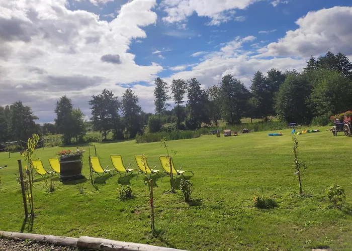 بيت للعطل Woodorf Drewnem Uslane - Z Bala Nad Rzeka Slupia Wsrod Pol I Lasow Z Grillowa, Ogniskiem I Placami Zabaw Dla Dzieci -royal Red House Z Jacuzzi I Ogrodzonym Extra Ogrodkiem Dla Pieskow, Royal House - Bez Jacuzzi *