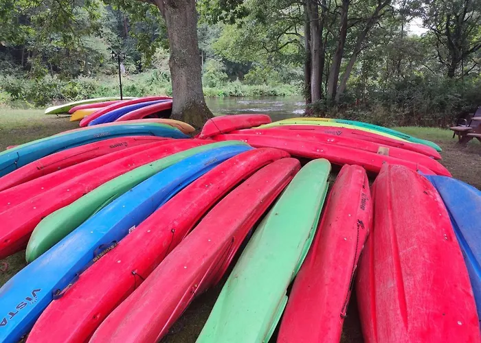 بيت للعطل Woodorf Drewnem Uslane - Z Bala Nad Rzeka Slupia Wsrod Pol I Lasow Z Grillowa, Ogniskiem I Placami Zabaw Dla Dzieci -royal Red House Z Jacuzzi I Ogrodzonym Extra Ogrodkiem Dla Pieskow, Royal House - Bez Jacuzzi